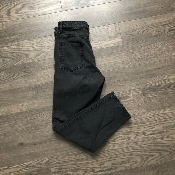 STRAIGHT Mom Jeans Hi-Rise | Size 28 - Picture 2 of 7